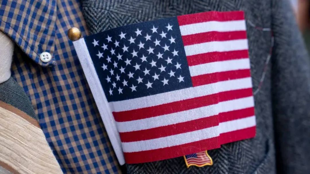 ¿Qué sigue para los inmigrantes que les cancelaron la ceremonia de naturalización? Te explicamos | ViX