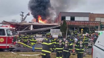 Al menos dos muertos tras explosión en un asilo de ancianos en Pensilvania: parte del edificio colapsó