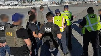 Operativo de ICE en California deja más de un centenar de camioneros indocumentados detenidos