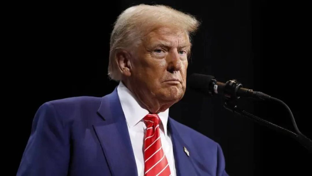 Trump planea convertir almacenes industriales en centros de detención: reporte | las noticias del día | ViX