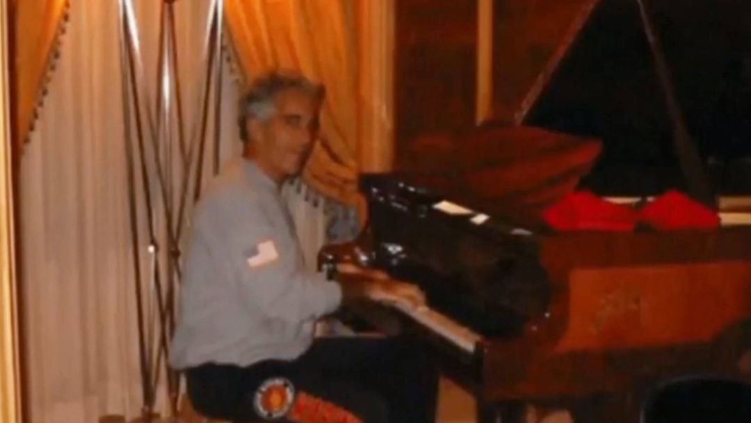 Encuentran más de un millón de documentos adicionales potencialmente relacionados con Epstein | ViX