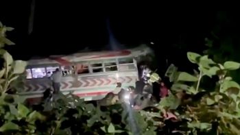 Tragedia en Guatemala: autobús cae a un barranco y deja al menos 15 muertos, entre ellos una niña