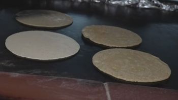 ¿Por qué las tortillas en California deberán incluir ácido fólico a partir de 2026? Te explicamos