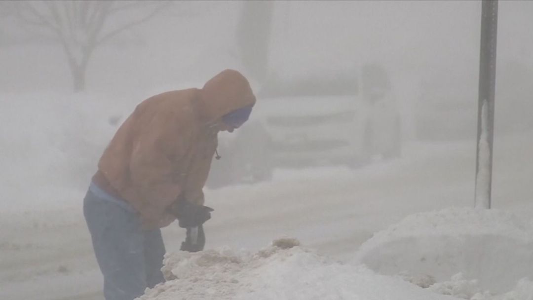 El mal tiempo no da tregua en EEUU: se registran fuertes lluvias, nevadas de costa a costa | ViX