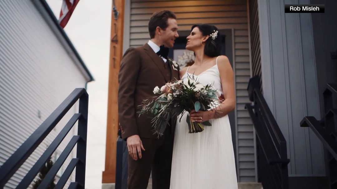 Qué se sabe del caso del dentista y su esposa hallados muertos en Ohio: sus hijos estaban llorando | ViX