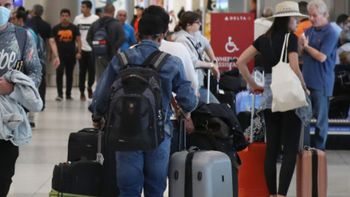 Nuevas restricciones migratorias entran en vigor: viajeros de estos países no pueden ingresar a EEUU