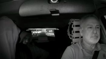 En video: El momento en que un conductor de Uber es brutalmente golpeado por un pasajero