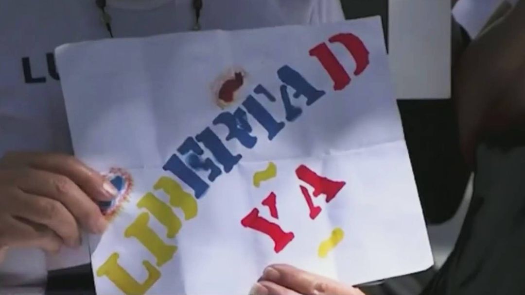 Venezuela ha liberado a 11 presos políticos, entre ellos varios extranjeros: las noticias del día | ViX