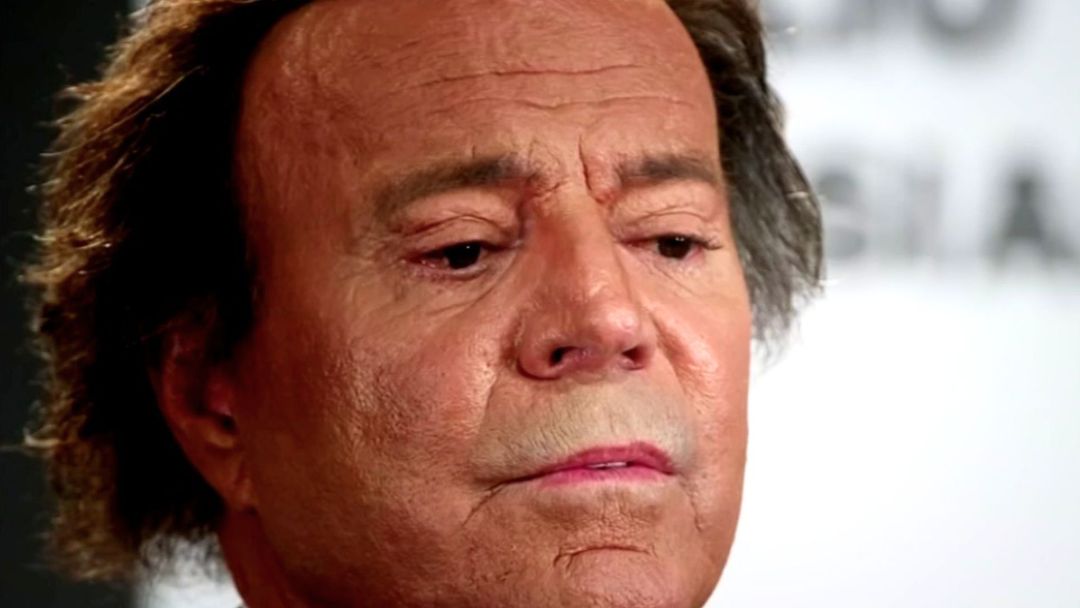Testimonios de agresiones sexuales contra Julio Iglesias en República Domicana | ViX