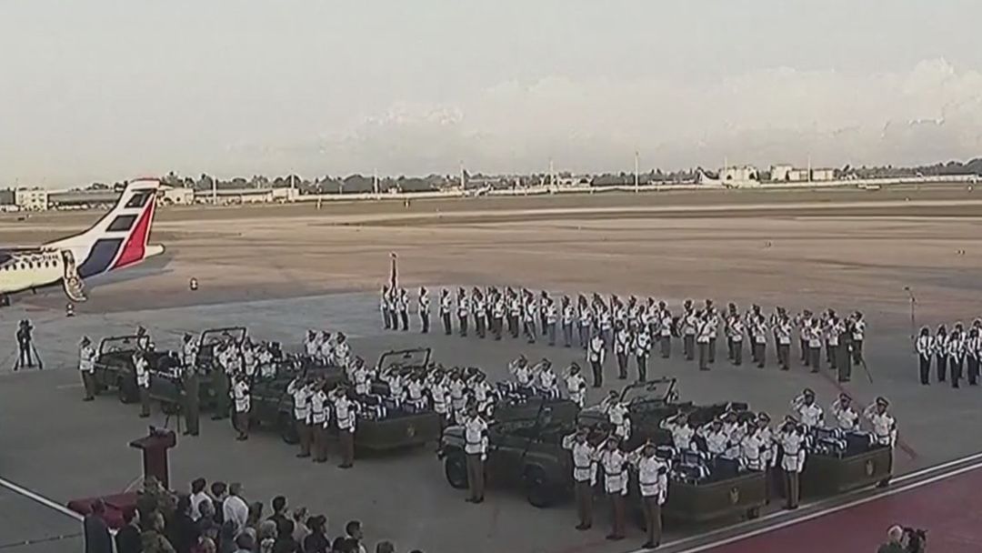 Cuba realiza homenaje póstumo a militares caídos en la detención de Nicolás Maduro | ViX