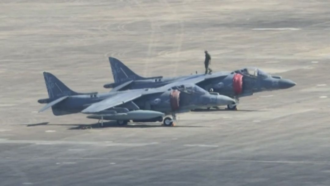 Gobierno mexicano da razón de aeronave militar de EEUU en aeropuerto de Toluca | ViX