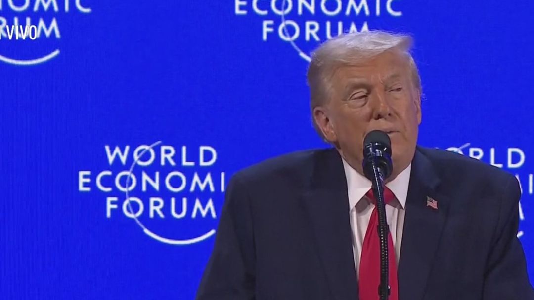 “Estamos por encima de China en Inteligencia Artificial”: Donald Trump en Davos 2026 | ViX