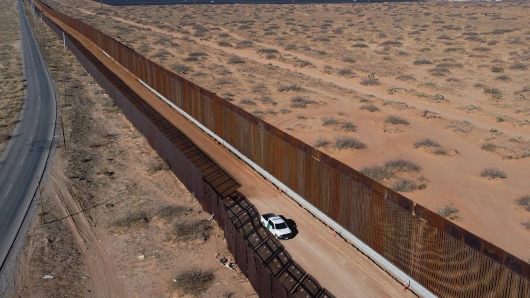 Trump afirma que EEUU debería haber presionado a la OTAN para el control migratorio desde México | ViX