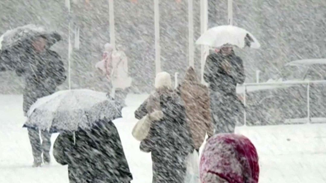 Frío extremo: Por qué aumenta el riesgo cardíaco y cómo aliviar el dolor por artritis en invierno | ViX