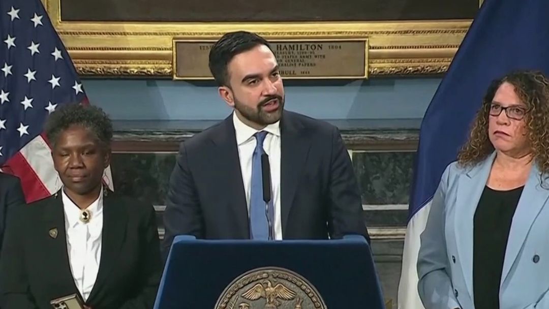 Se investigan 10 muertes que podrían vincularse con frío extremo en Nueva York, anuncia Zohran Mamdani | ViX