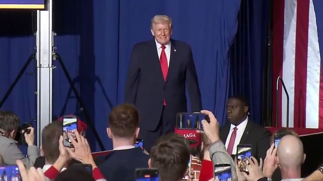 Donald Trump arranca en Iowa visitas semanales de campaña rumbo a las elecciones intermedias 2026 | ViX