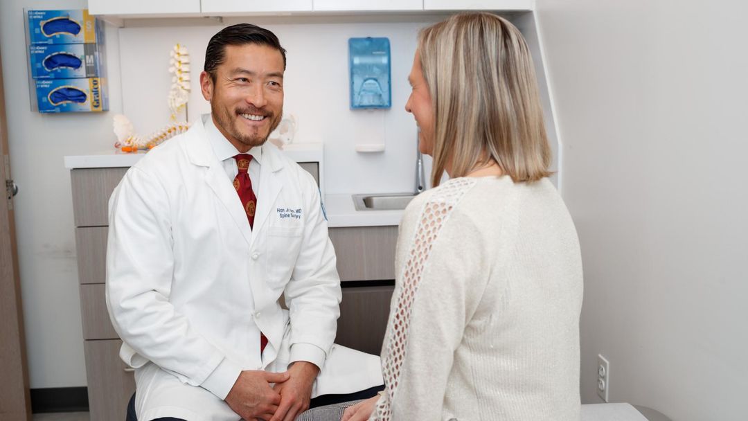 Yo te Explico: Usuarios eligen planes bronce del Obamacare por altos costos | ViX