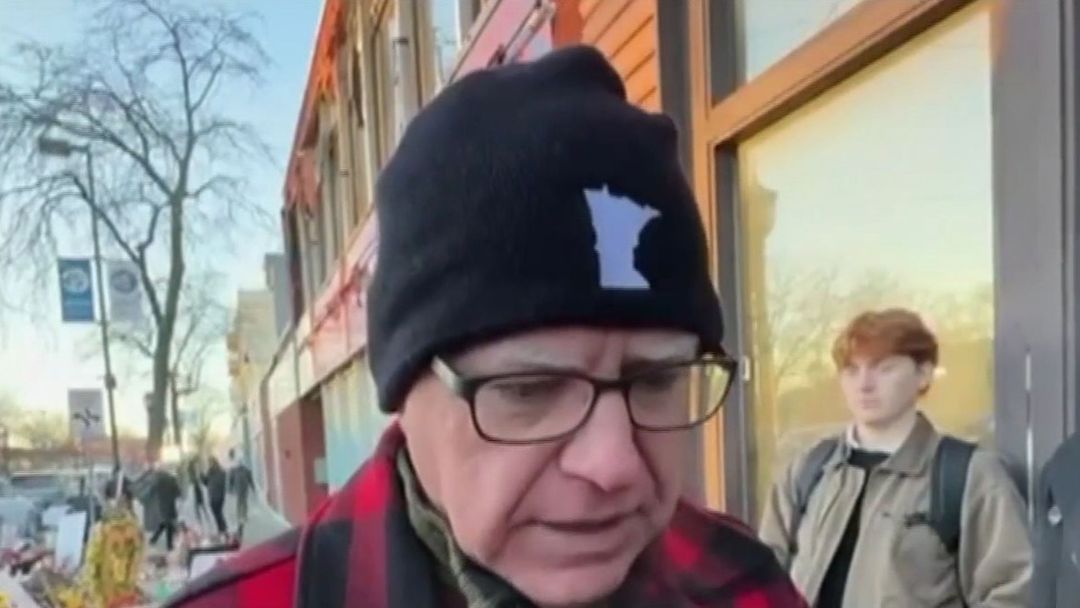 "Minnesota tiene la responsabilidad de hacerles justicia": Tim Walz sobre Renee Good y Alex Pretti | ViX