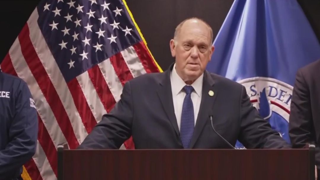 Homan prioriza expulsión de "amenazas a la seguridad" en Minnesota y busca diálogo con alcaldes | ViX