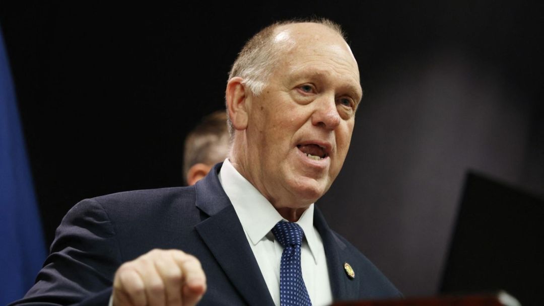 Tom Homan: "Usaremos nuestras bases de datos para arrestos estratégicos y con objetivos precisos" | ViX