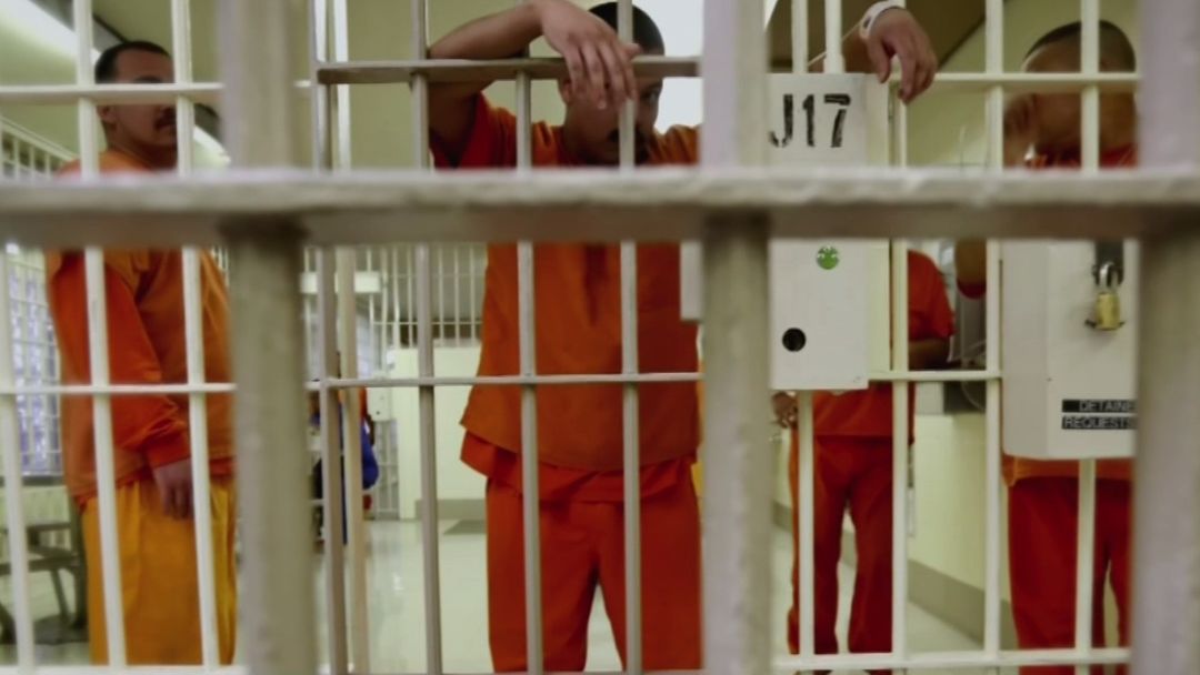 Confirman caso de sarampión en centro de detención de ICE en Florence, Arizona | ViX