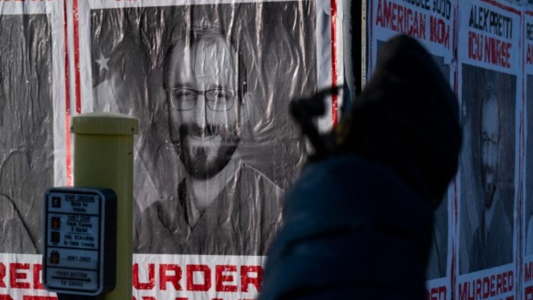 Trump reacciona a video de Alex Pretti: Lo califica de "insurgente" y respalda a agentes de ICE | ViX