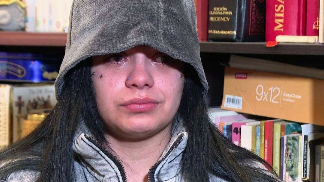 Madre venezolana intenta recuperar a su hija, quien está en un centro para menores en Nueva York | ViX