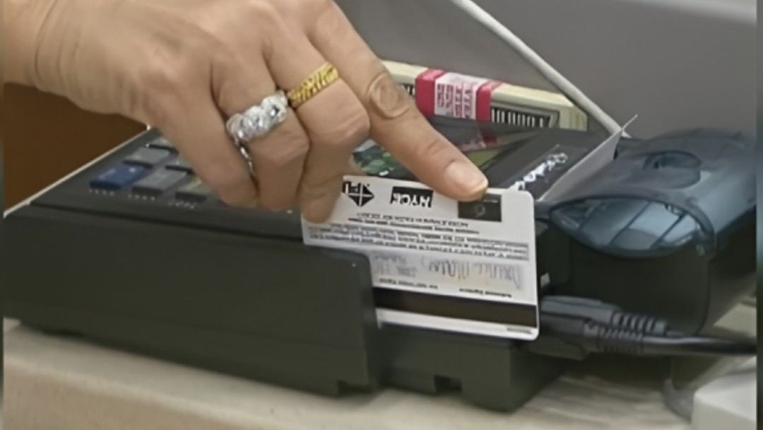 Reto Economía: Desinformación y miedo al costo. El 60% de los hispanos no tiene un seguro de vida | ViX