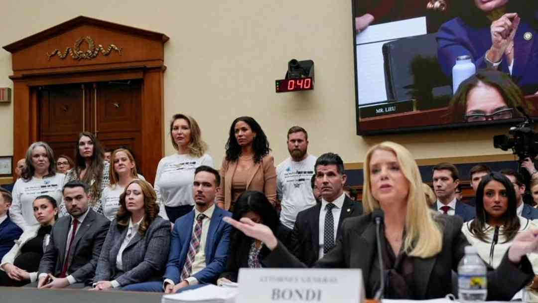 Pam Bondi en el Congreso: Recuento de las confrontaciones que tuvo con legisladores | ViX