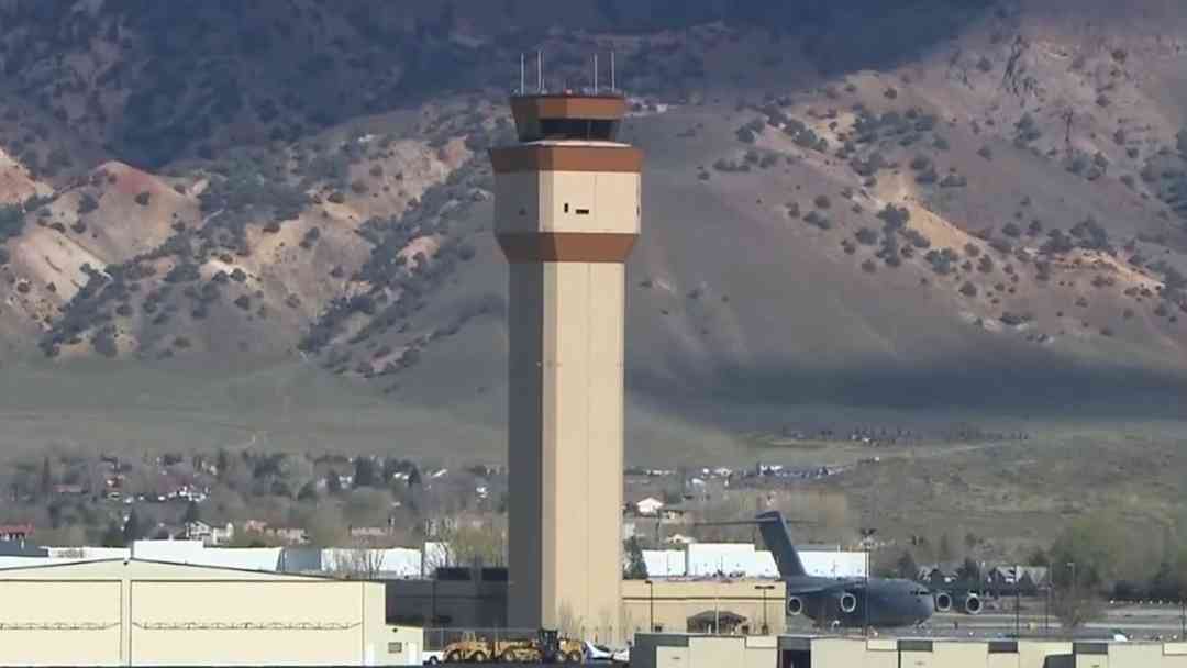 "Lo que menos quieren es atención": Exagente de la DEA sobre drones de cárteles y cierre de espacio aéreo en EEUU | ViX