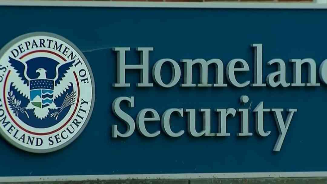 ¿Qué pasará con los agentes de ICE si hay un cierre parcial del DHS? | ViX