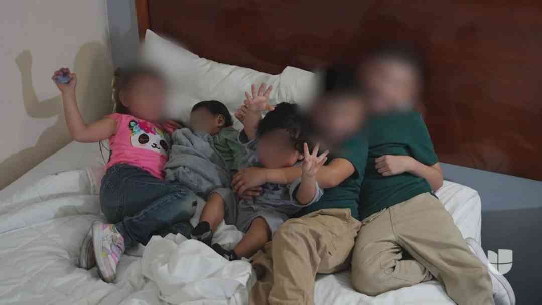 Reencuentro agridulce: Juan Nicolás, bebé enfermo y deportado con su madre, regresa con sus hermanos | ViX