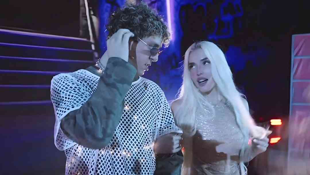 Elena Rose y Rawayana interpretaron 'Luna de Miel' y 'Naguará' | ViX