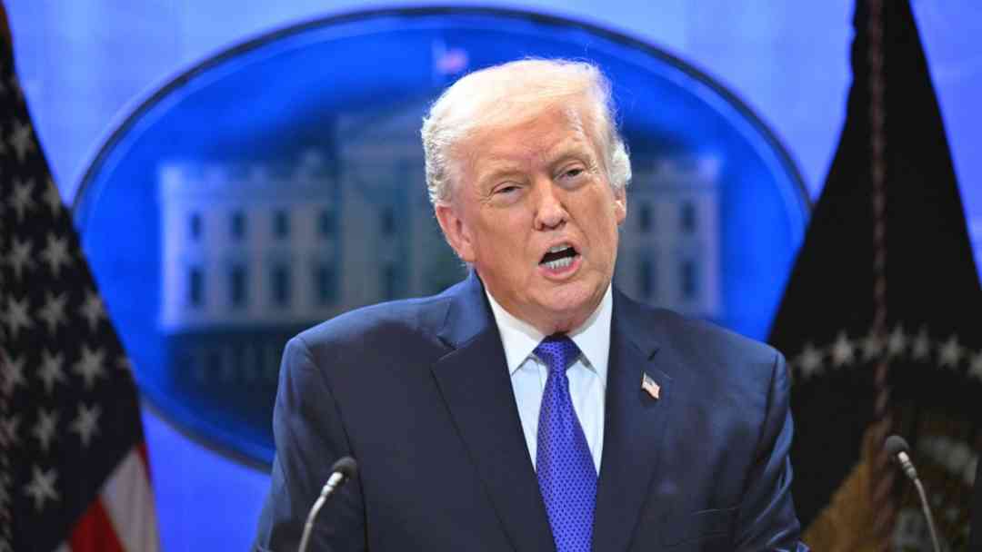 Conferencia completa Aranceles Trump: “Los jueces que votaron en contra son una vergüenza para nuestro país” | ViX