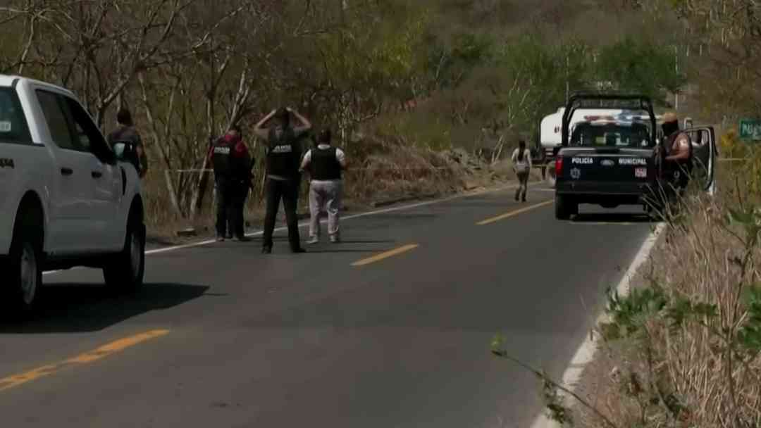 Violencia alcanza Colima: 35 vehículos y 5 comercios incendiados tras operativo contra "El Mencho" | ViX