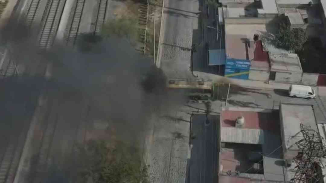 Violencia sacude 10 estados en México, por la caída de "El Mencho" en Jalisco | ViX