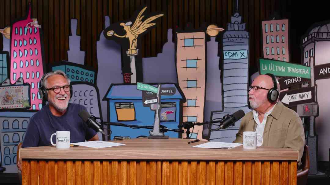 Enano patas de bolillo | ViX