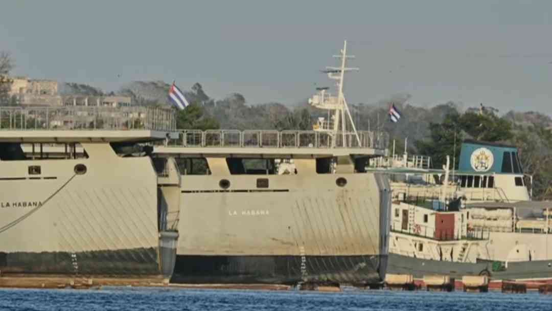 Muere una persona y seis detenidos tras interceptación de lancha en aguas de Cuba | ViX