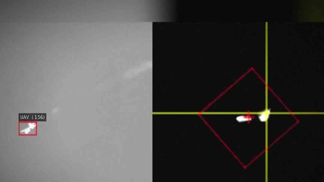 Ejército de EEUU derriba por error dron de la Patrulla Fronteriza con arma láser en Texas | ViX