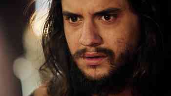 Cortando las espinas de la flor