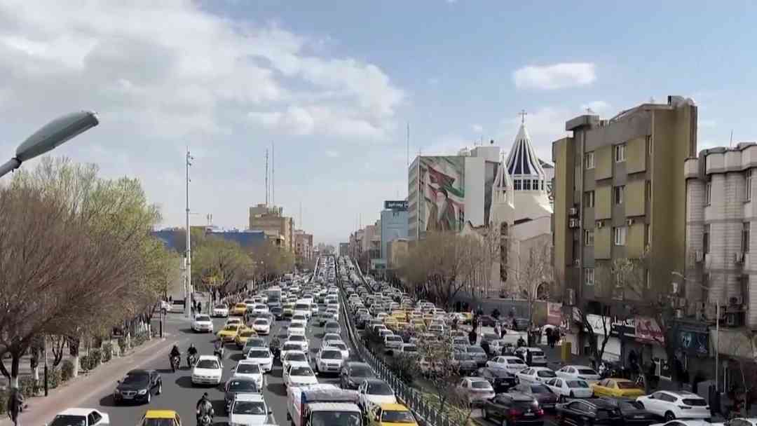 Qatar y Arabia Saudita piden frenar la escalada tras ataque de Israel y Estados Unidos a Irán | ViX