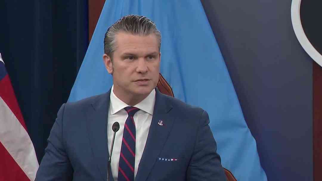 Ofensiva en Irán: Hegseth defiende operación "Regímenes locos no pueden tener armas nucleares" | ViX