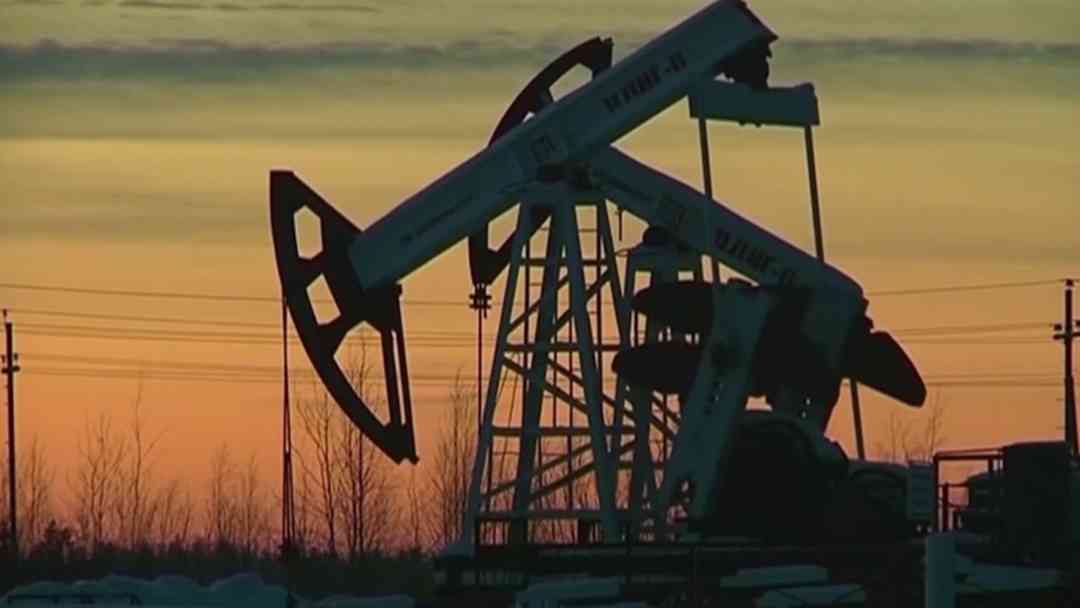 Tensión en Estrecho de Ormuz eleva preocupación por el petróleo y mercados globales | ViX