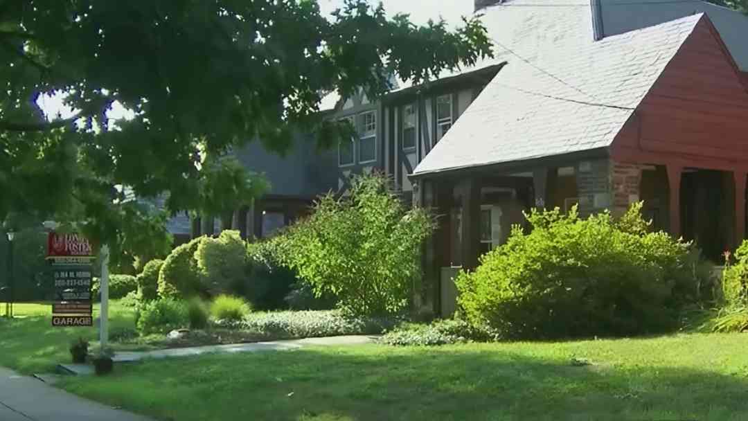 Reto Economía:  Expertos analizan las tasas hipotecarias y la inversión inmobiliaria ante | ViX