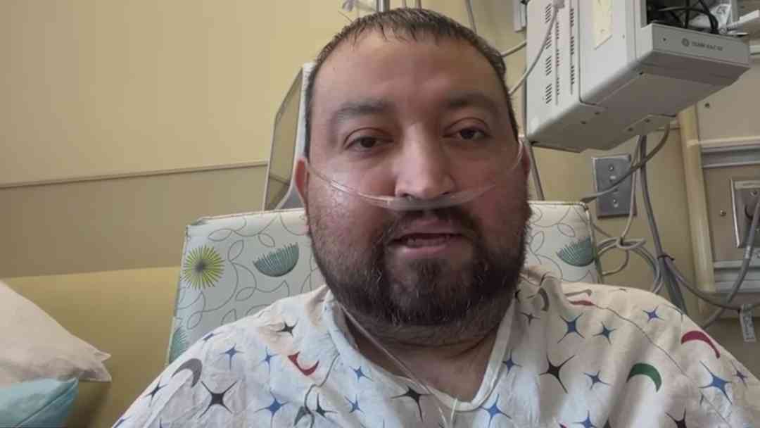 Migrante mexicano enfermo busca ayuda para regresar a México y despedirse de su familia | ViX