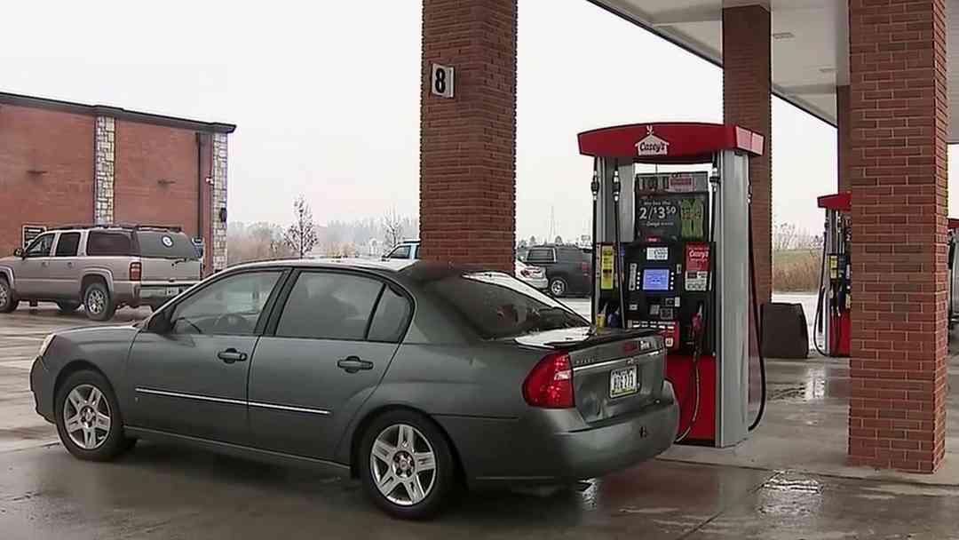 Precios de la gasolina en EEUU alcanzan su máximo en 18 meses | ViX