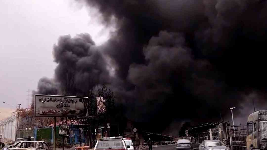 Guerra en Irán: Así se ve Teherán hoy, entre columnas de humo "tóxicas" y calles vacías | ViX