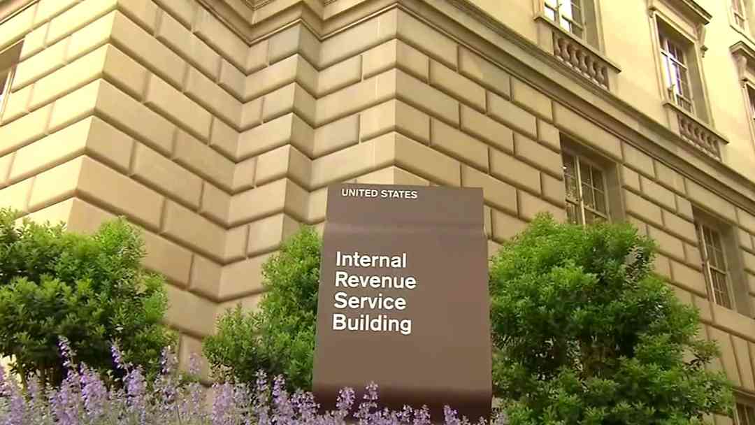 Buenas noticias para contribuyentes: Esto dijo la vocera de la Casa Blanca sobre la devolución de impuestos | ViX