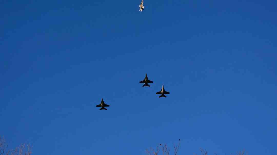 EEUU informa que uno de sus aviones se estrelló en Irak; hay labores de rescate | ViX