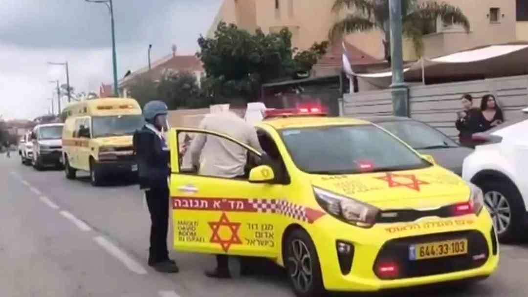 Guerra Irán: Ataque con misiles de Teherán deja heridos y graves daños materiales en el centro de Israel | ViX